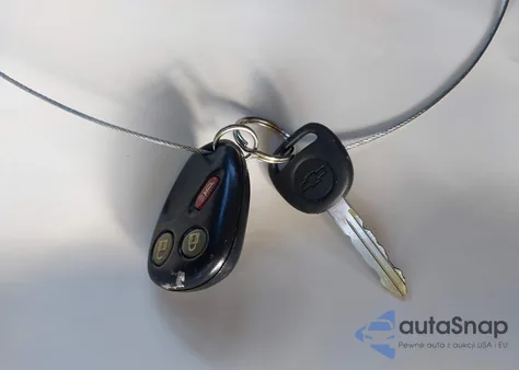 2005 Chevrolet Silverado 1500 Ls из США, поврежденный, VIN 2GCEC19V851261342